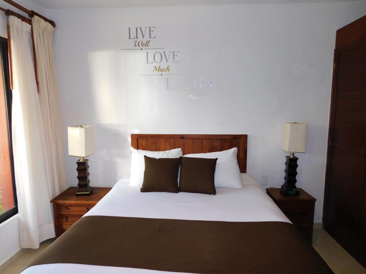 Nautibeach Front In North Apartahotel Isla Mujeres